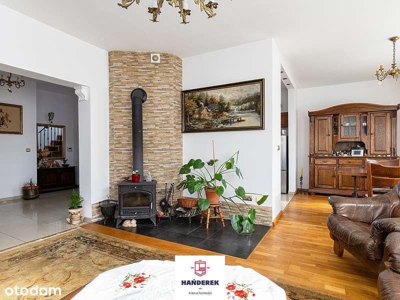 Funkcjonalny dom dla rodziny w okolicy Jeziora Żywieckiego.-4