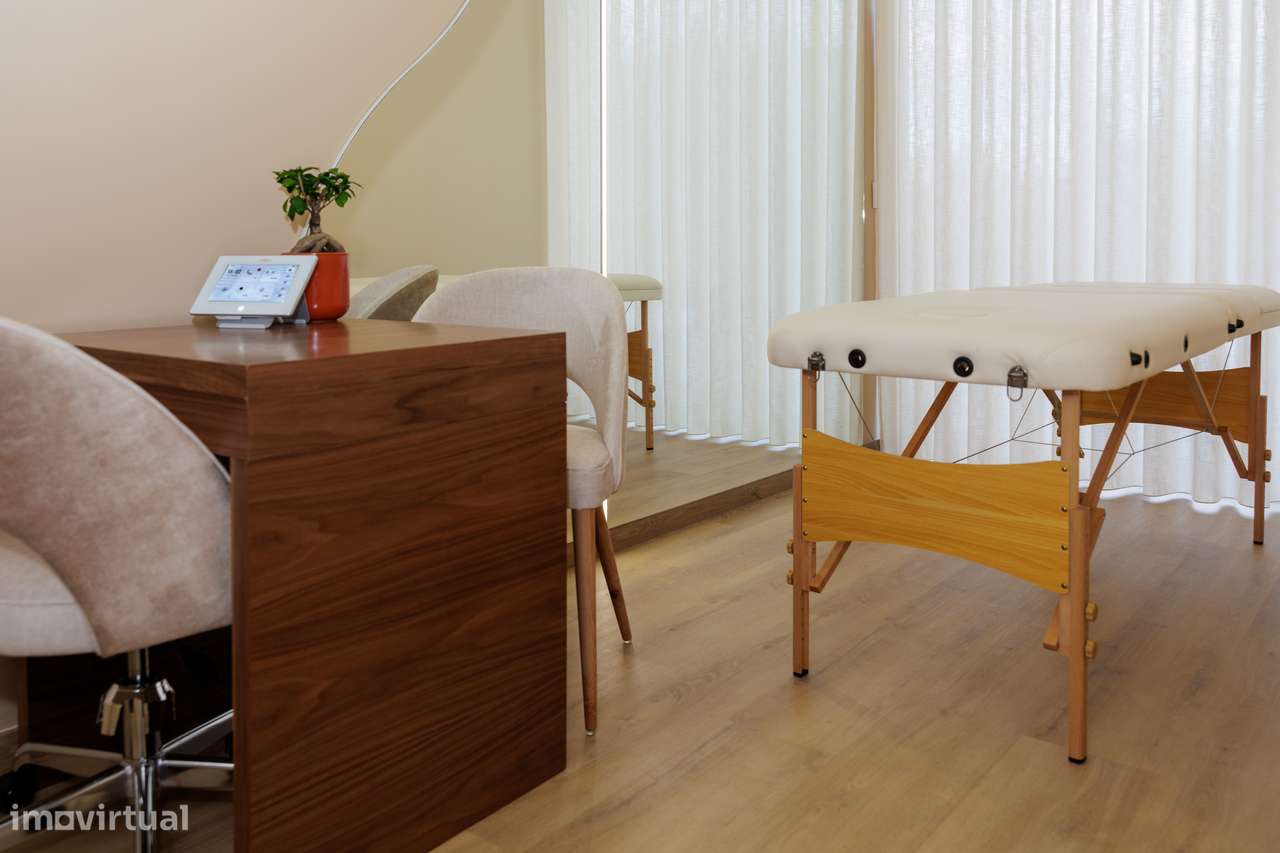 Gabinetes para profissionais de saúde – Clínica equipada em Lousada - Grande imagem: 3/14