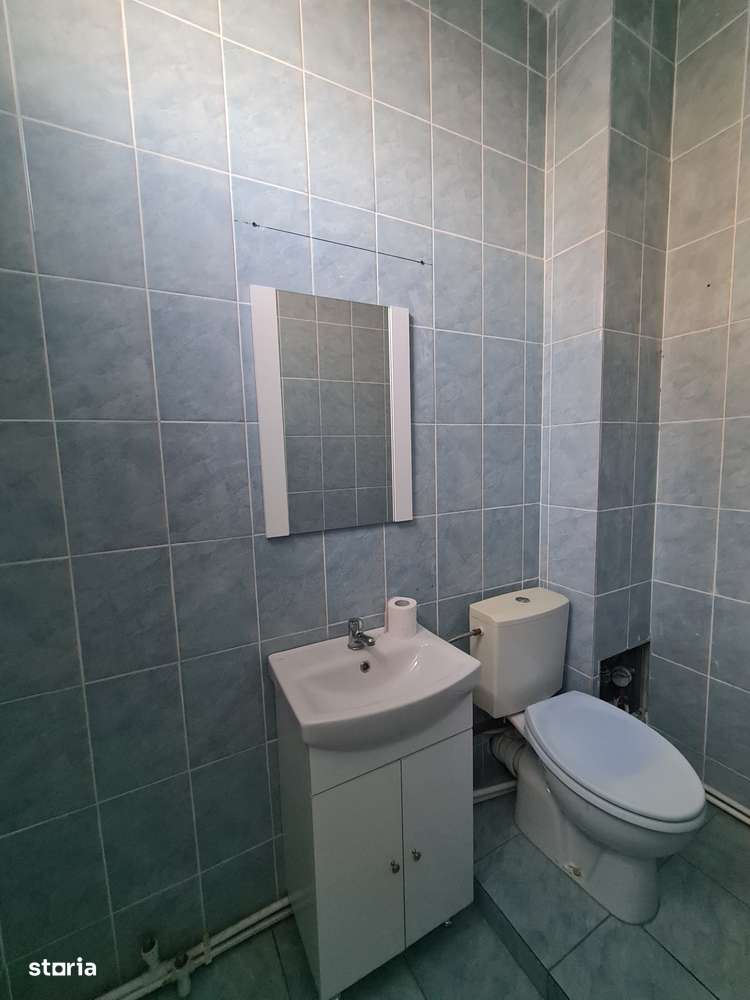 Spatiu comercial zona Gara Adjud-7