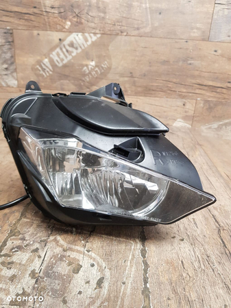 Reflektor lampa prawa Yamaha YZF R3 - 2