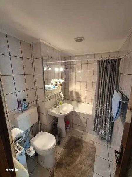 Vand apartament 4 camere in Trivale, confort 1 - Imagine principală: 5/8