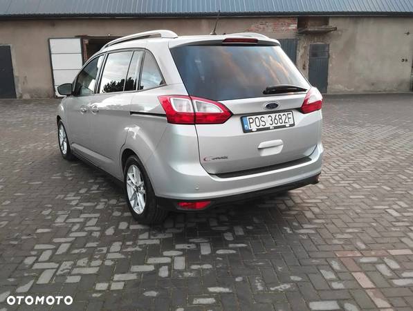 Ford Grand C-MAX - 4