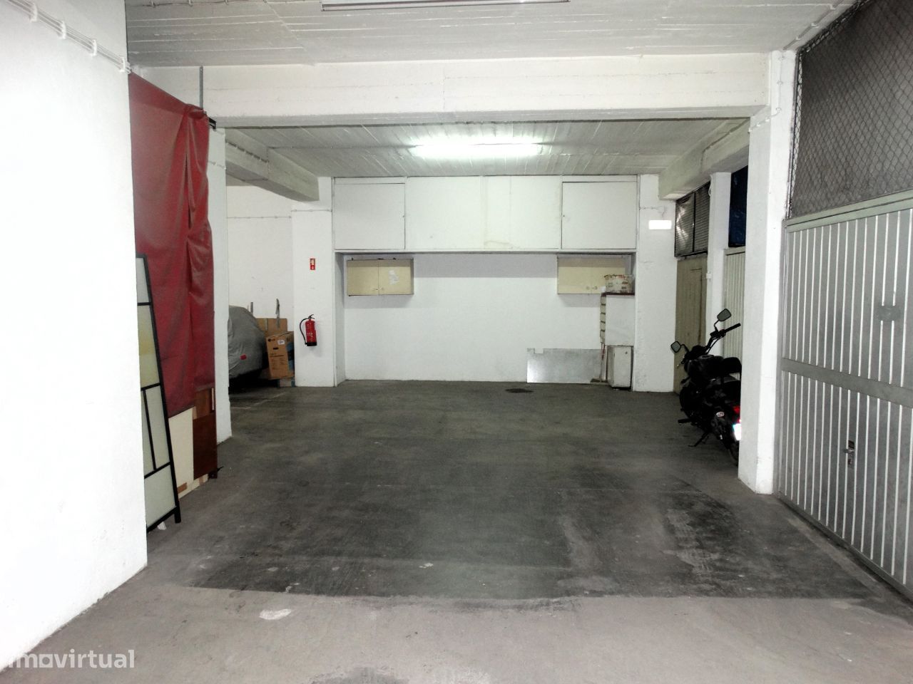 Lugar de Garagem - Miratejo - Grande imagem: 1/8