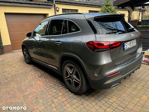 Mercedes-Benz GLA 200 d 8G-DCT AMG Line - 5