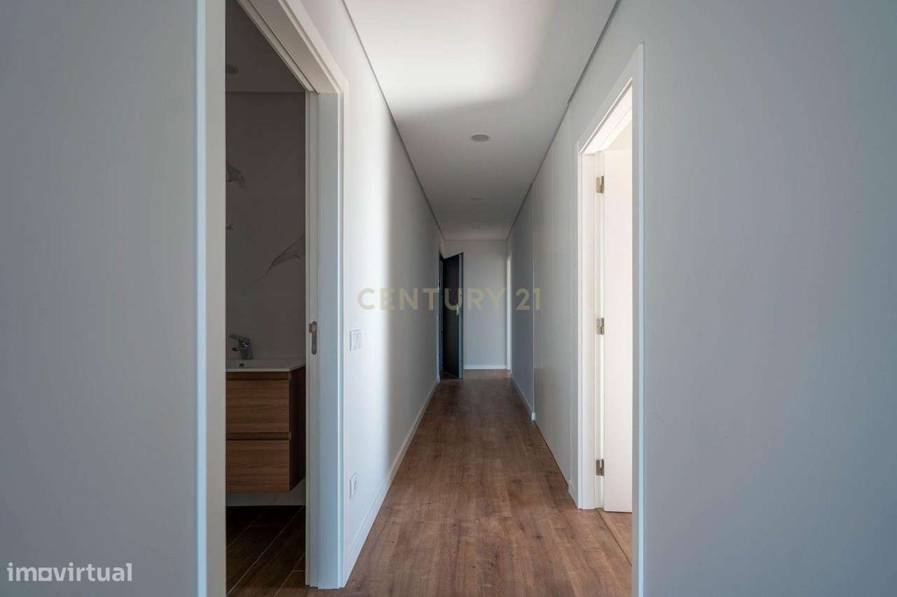 Apartamento T3 - Empreendimento Gardens - Novo-16