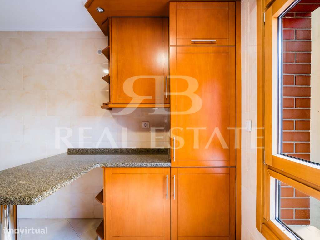 T3 com 150m2 + 2 VARANDAS + VISTA + ESTACIONAMENTO - Colinas do Cru...-27