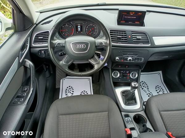 Audi Q3 - 18