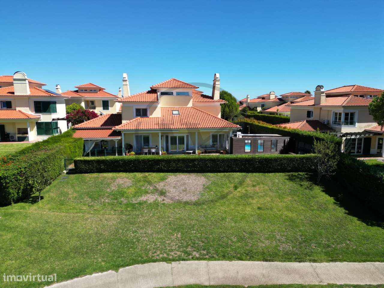 Moradia T5 Remodelada – Luxo no Resort Quinta da Penha Longa-31