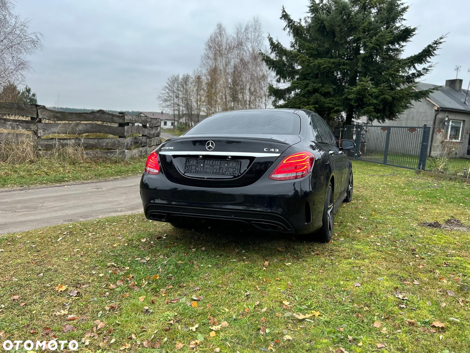 Mercedes-Benz Klasa C AMG 43 4-Matic - 7