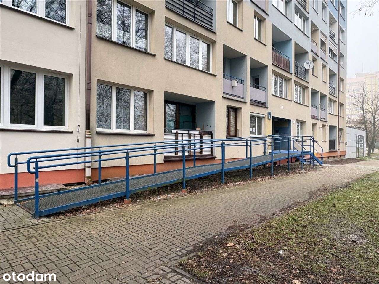 Dwa pokoje oś D parter z podjazdem dla wózków.-3