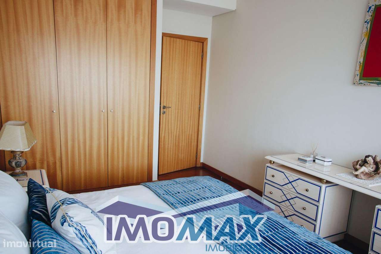 Apartamento T5 Triplex Ameal-33