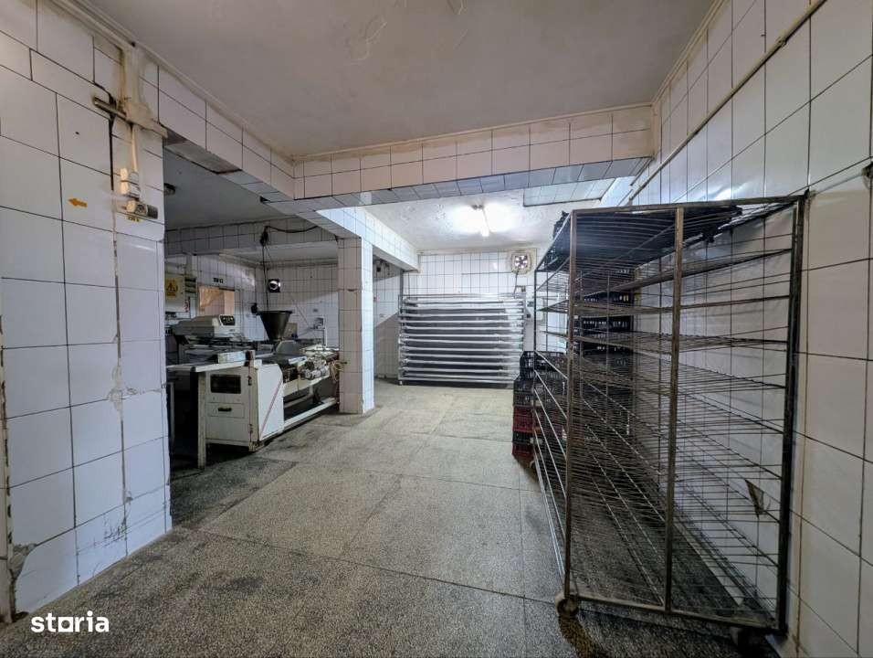 Spatiul Comercial Stradal+Teren  /Oportunitate de investitie/Valenii d-15