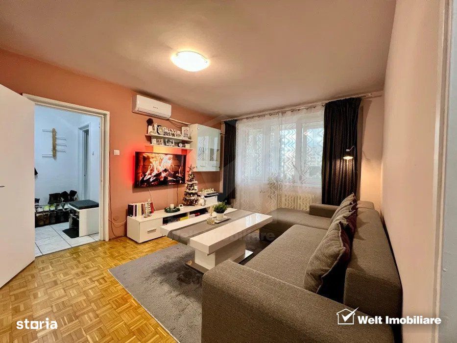 Apartament cu panorama superba asupra orasului foarte luminos