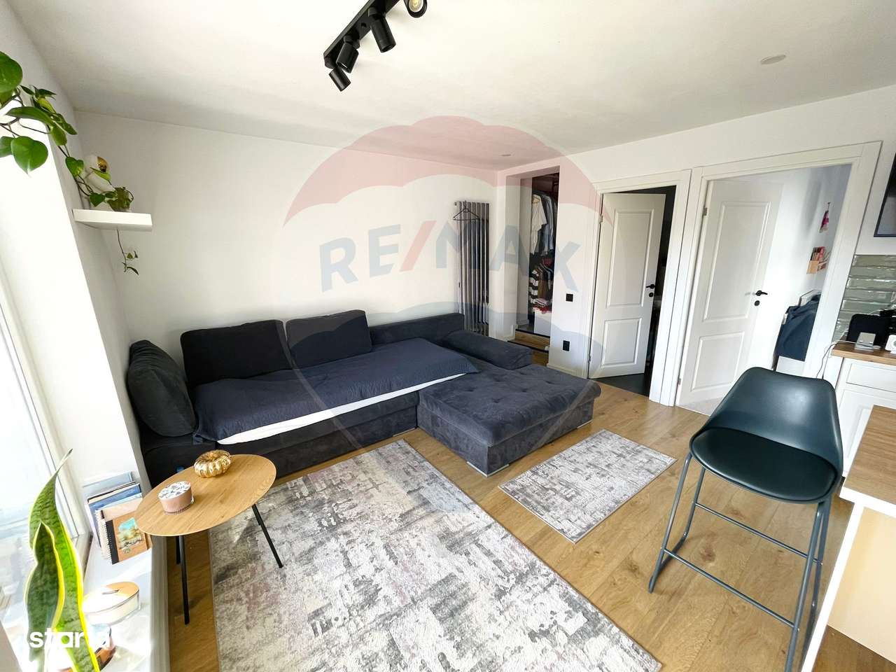 Casă cu potențial de renovare, teren generos 1366 mp, Dâmbu Rotund-0