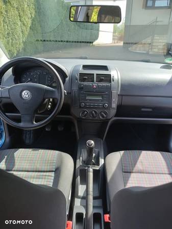 Volkswagen Polo 1.4 Comfortline - 10