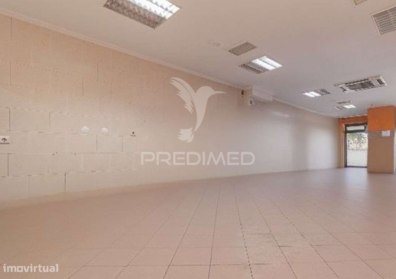 Arrendamento de Loja -  Laranjeiro (Almada) - Grande imagem: 2/14