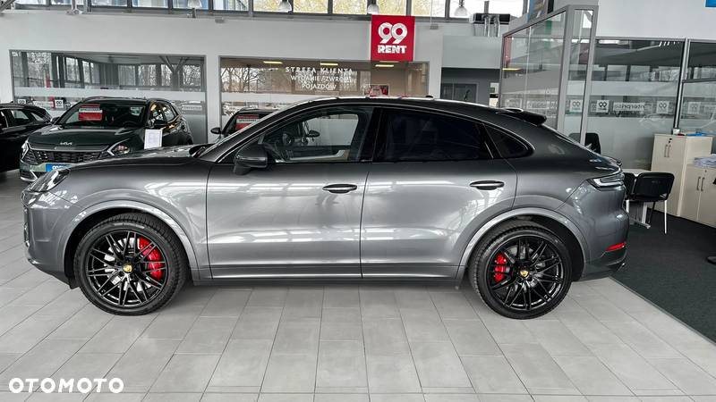 Porsche Cayenne Coupe S - 2