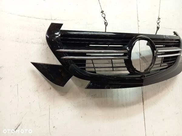 Mercedes EQC 293 AMG grill atrapa - 3