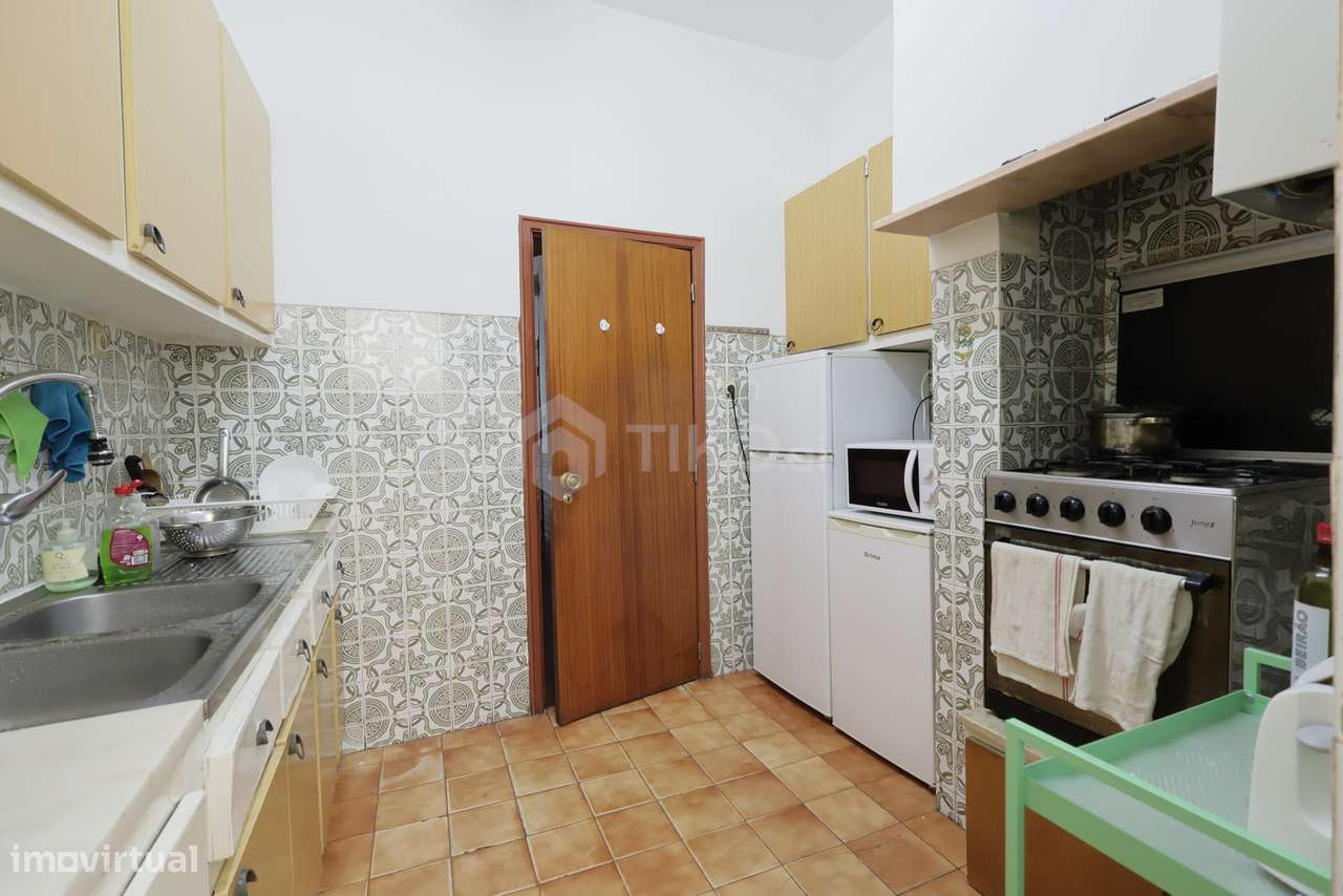 T3 EM ARROIOS – OPORTUNIDADE PARA ARRENDAMENTO A ESTUDANTES (4 A 5 QUA-19