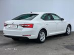 Skoda Superb 2.0 TDI DSG Style - 33