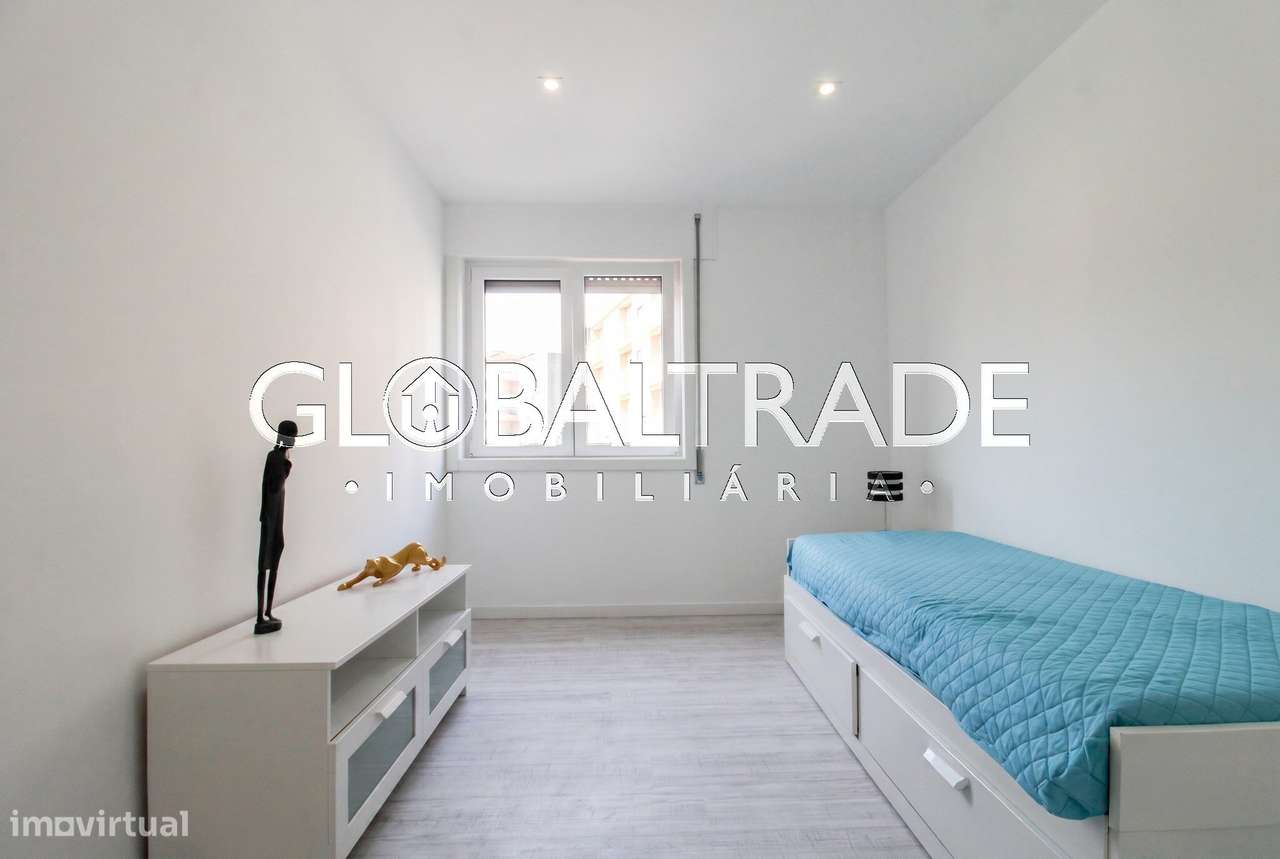 Apartamento T2 Renovado em Valbom-35