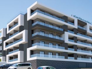 Novo apartamento T2 com piscina no centro de Lagos