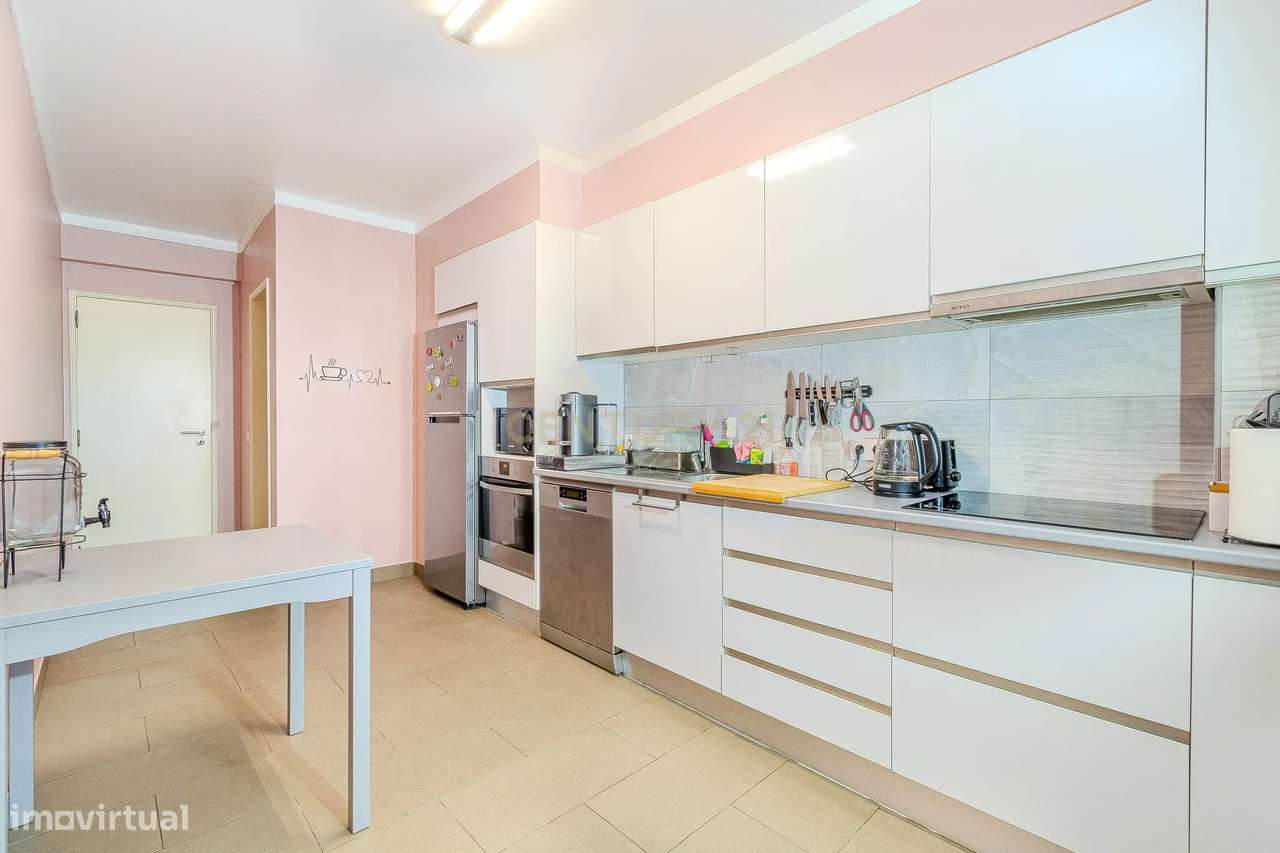 Apartamento T2 renovado, em Faro-5