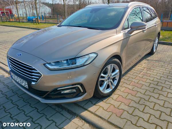 Ford Mondeo - 1