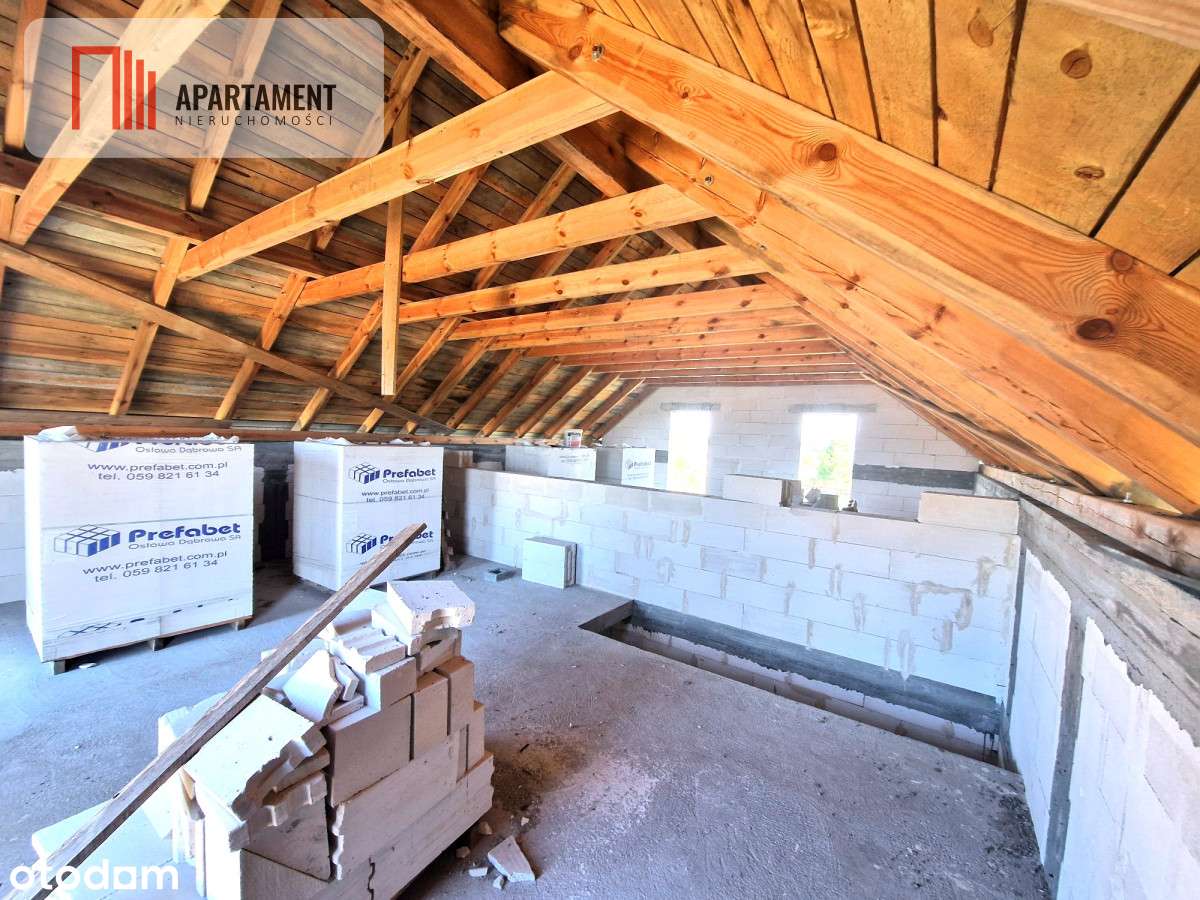 Budynek mieszkalny z domkami rekreacyjnymi.-11