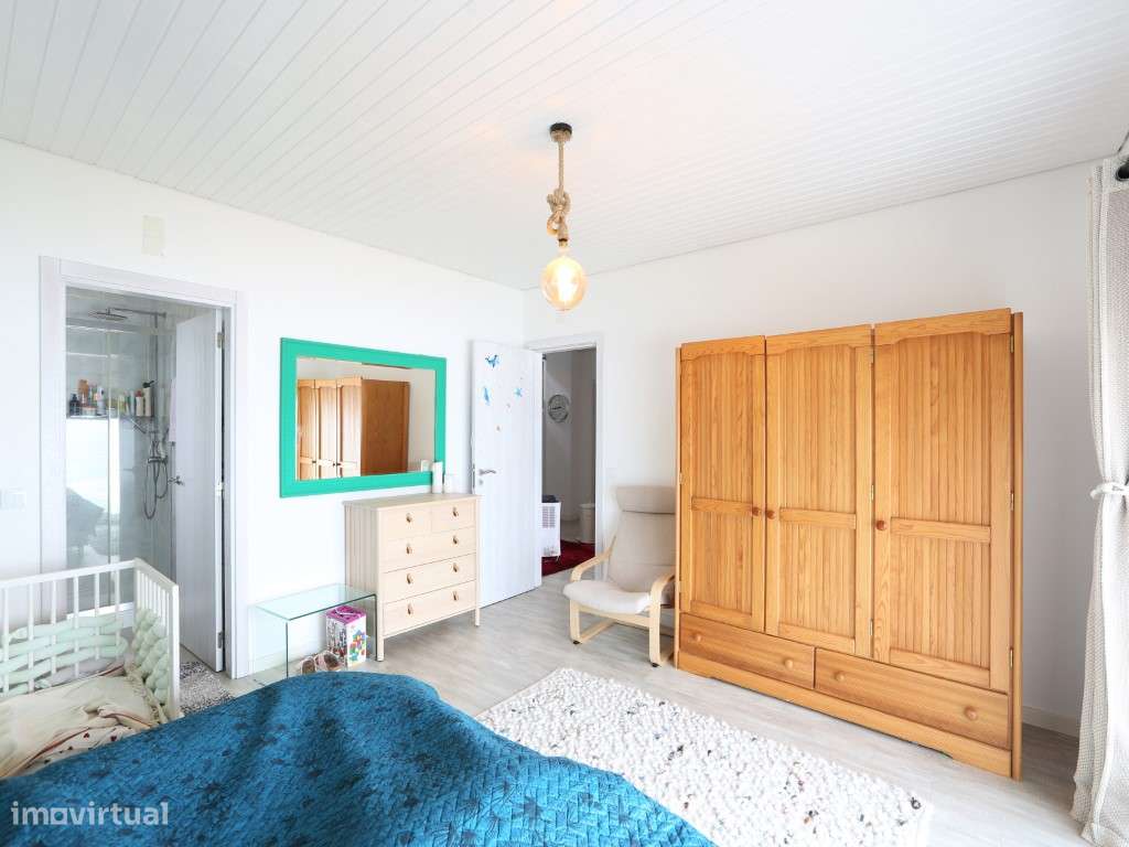 Moradia isolada V2+2 com vista mar na Praia da Légua-22