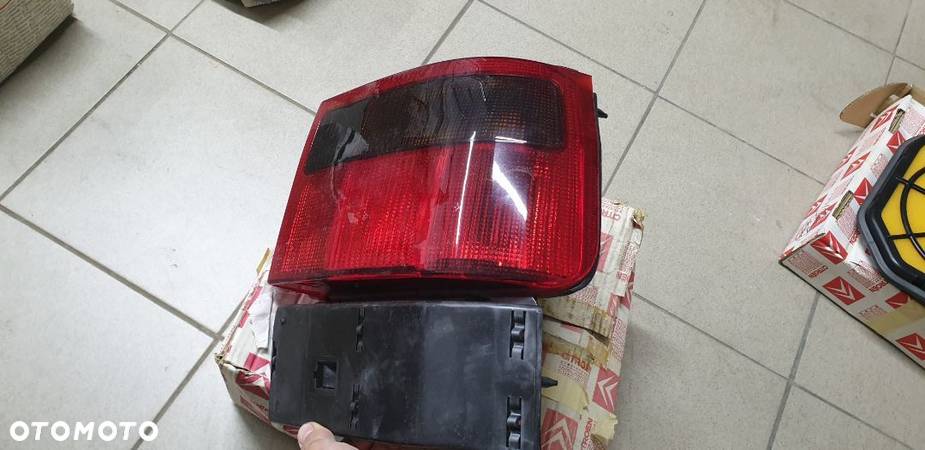 LAMPA TYŁ  PRAWA CITROEN ZX 92-98  NOWA 95656606 nowa - 2