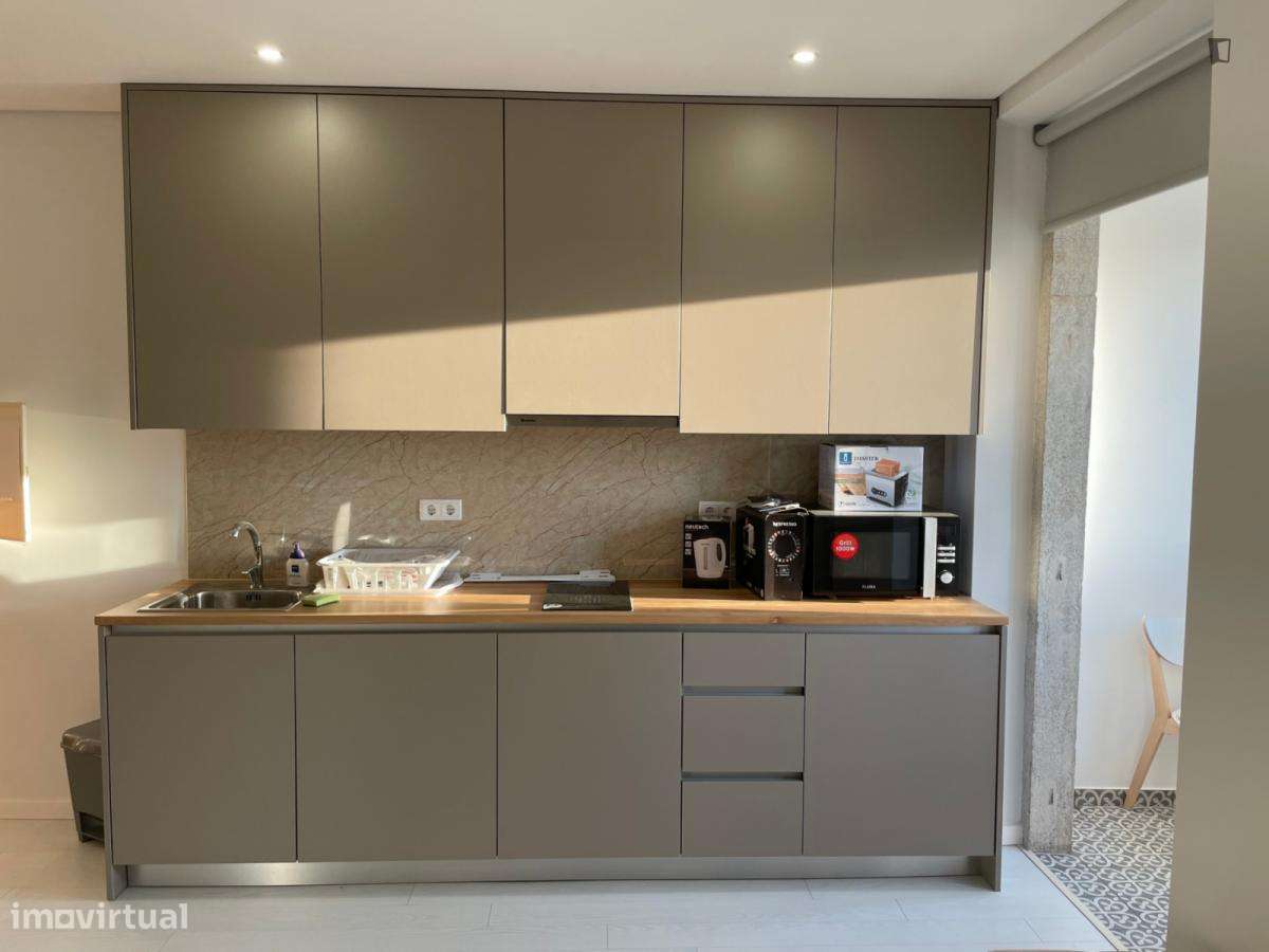 Estúdio - localizado em Paranhos Porto - Grande imagem: 5/6