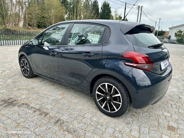 Peugeot 208 1.6 BlueHDi Allure - 5