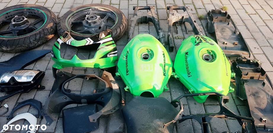 KAWASAKI ZX250 EX250 ZBIORNIK CZACHA LAMPA LICZNIK SZYBA FOTEL POMPA WAHACZ SET PÓŁKA AMORTYZATOR - 4