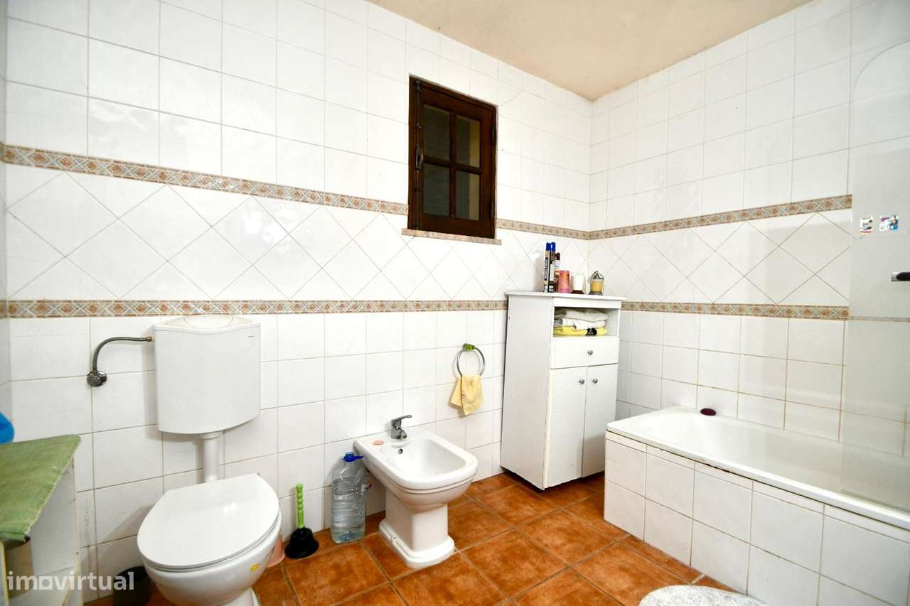 Quinta com moradia V3 na Mexilhoeira Grande-10