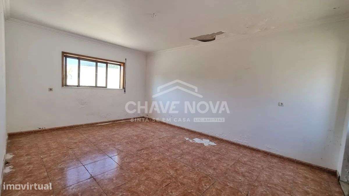 Moradia Isolada V3 c/ Garagem Box em Serzedo-20