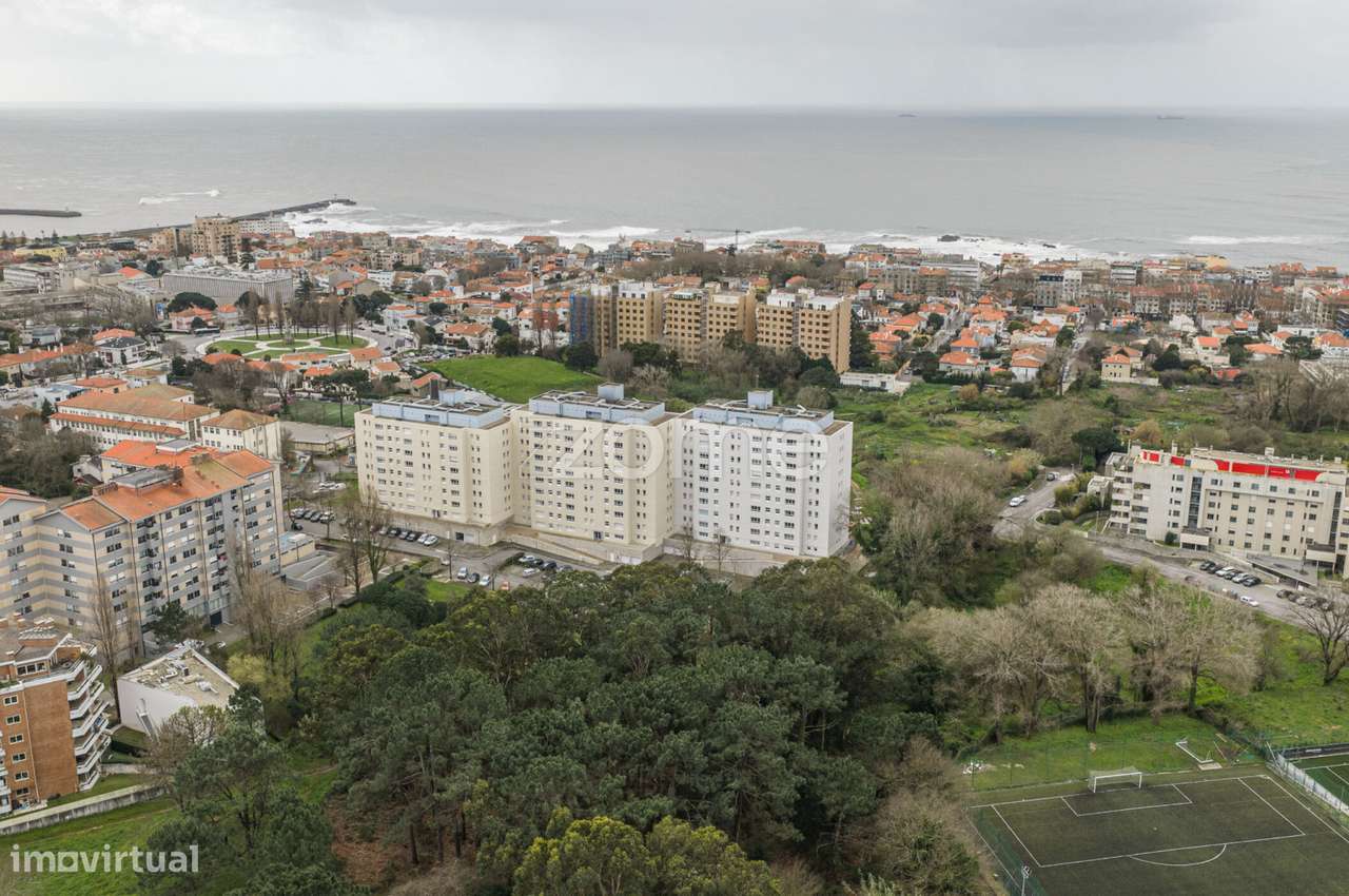 Apartamento T3 com garagem e arrumos, Foz do Douro, Porto-46