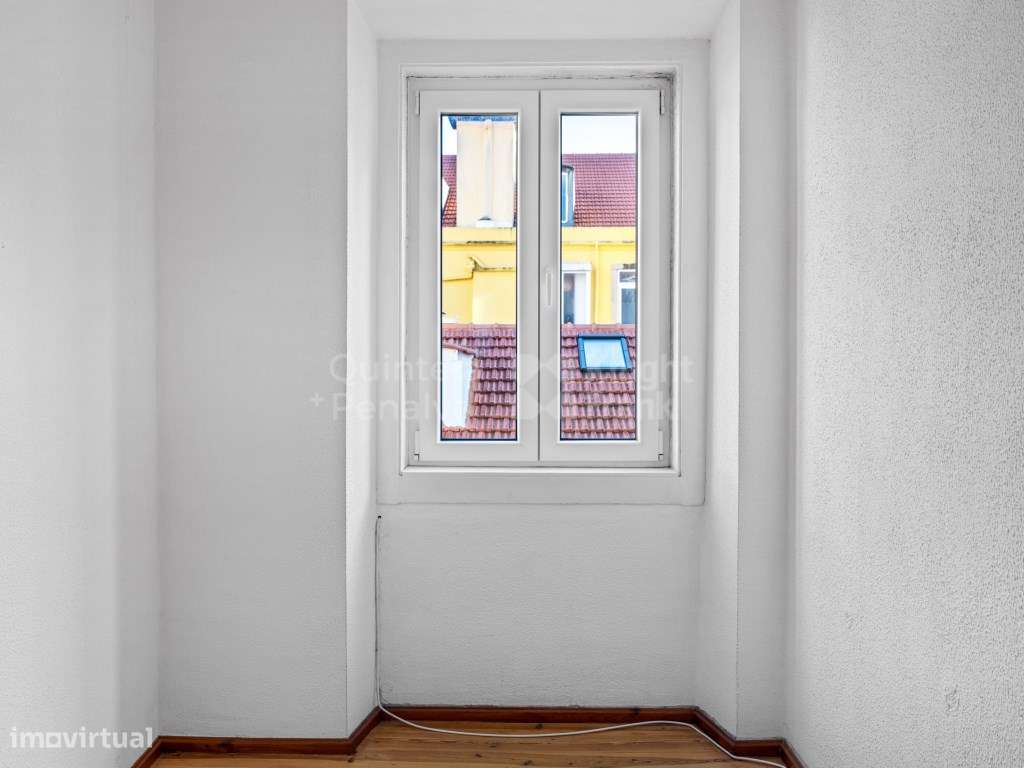 Apartamento T1 Remodelado no Alto de Santo Amaro, Alcântara - Grande imagem: 3/25