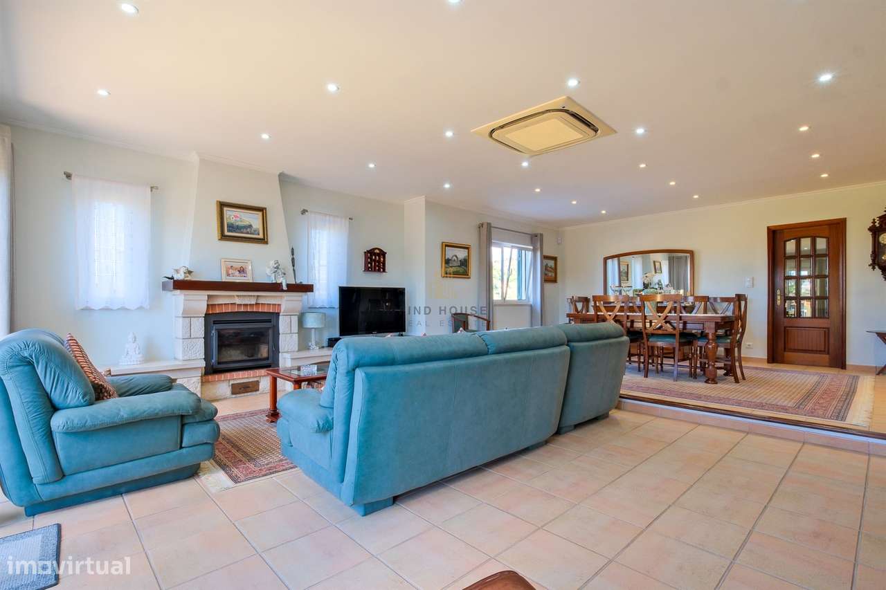 Moradia Isolada T4 com piscina, campo de ténis e logradouro em Cachoei-26