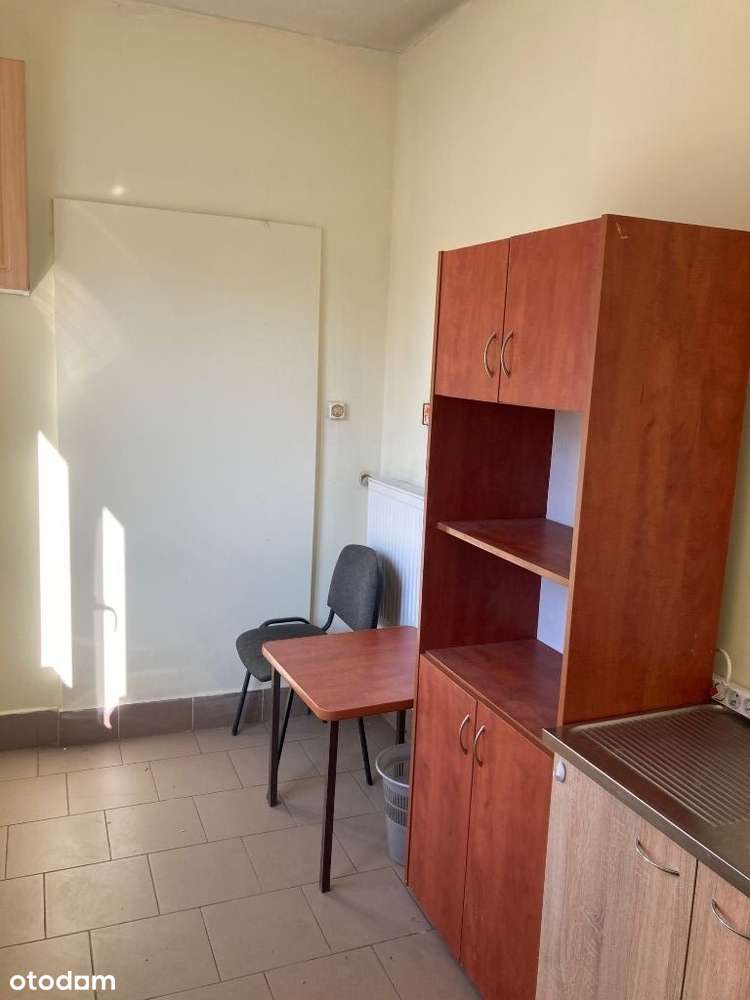 Budynek wolnostojący z trzema halami - Pełny obrazek: 5/8