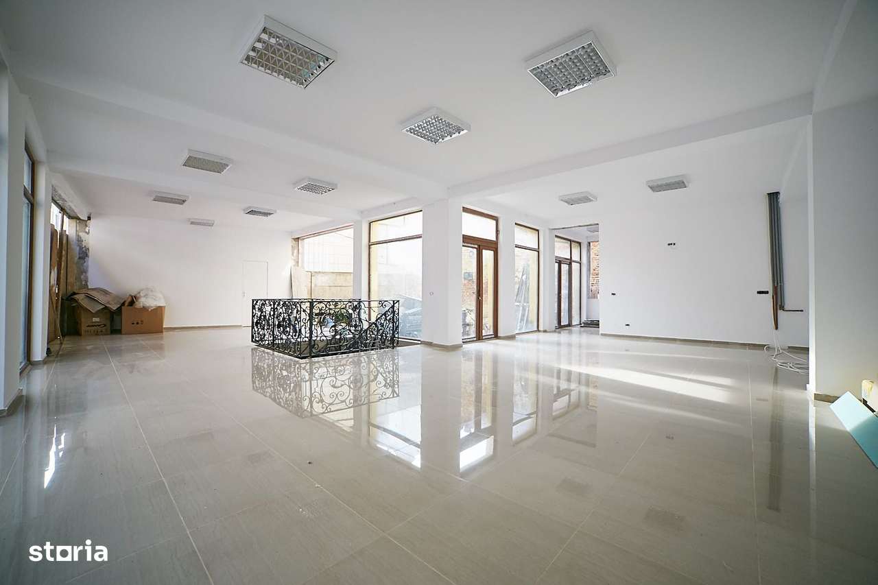 PREȚ REDUS CU 60.000 EURO - Cladire lângă Teatrul de Stat - Imagine principală: 2/10