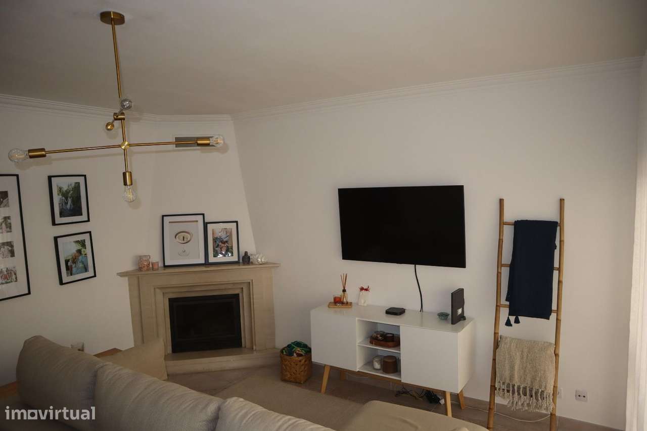 Apartamento t2 à venda na Rua Dona Filipa de Lencastre, 24 - Grande imagem: 4/26