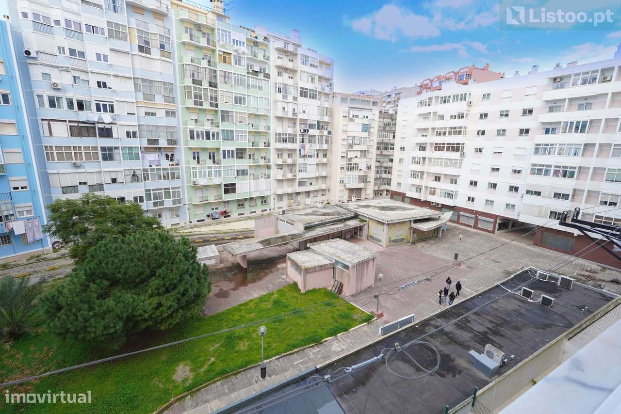 Apartamento T4 Lumiar-26