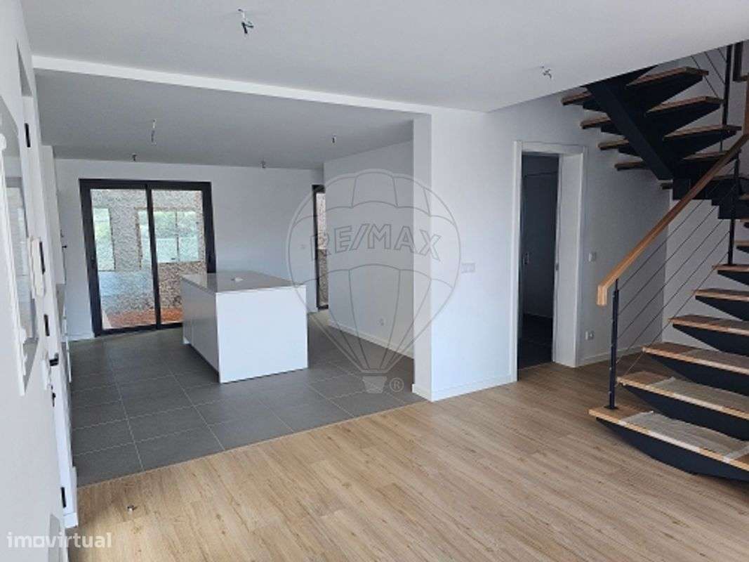 Moradia T3 para venda - Grande imagem: 4/8