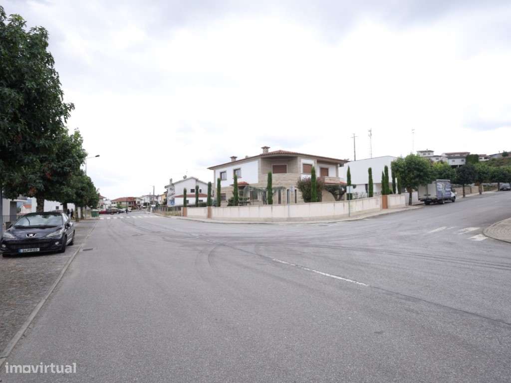 Terreno de Construção Habitacional | 585m² - Grande imagem: 5/6