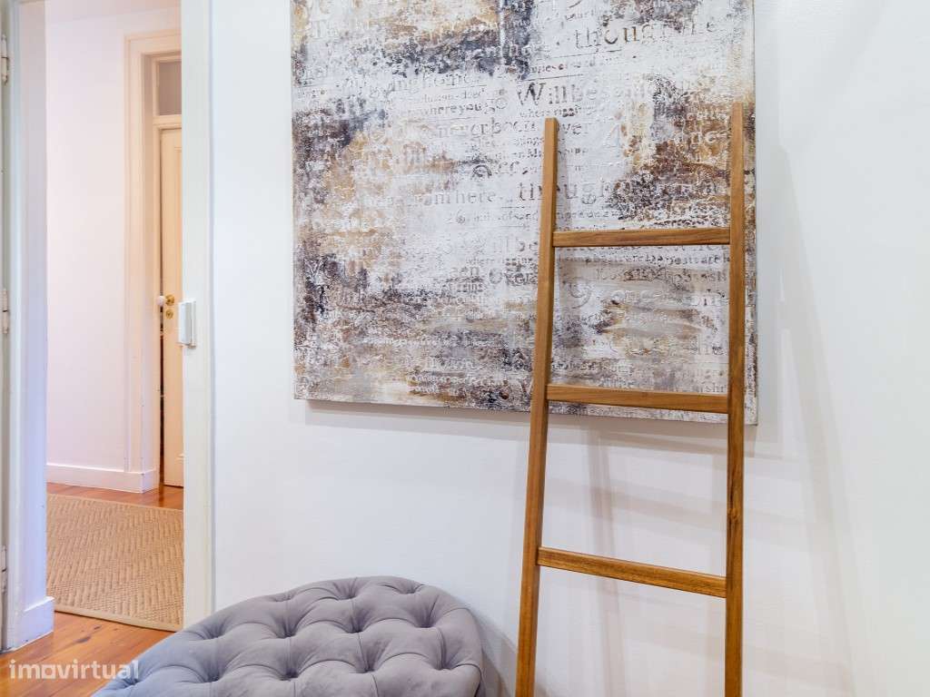 T3 na Estefânia, Remodelado e com Licença AL-18