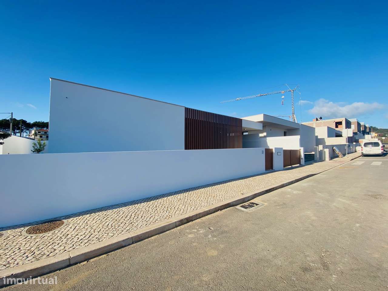 Moradia T2 térrea qualidade superior com cave - junto da praia e mar-25