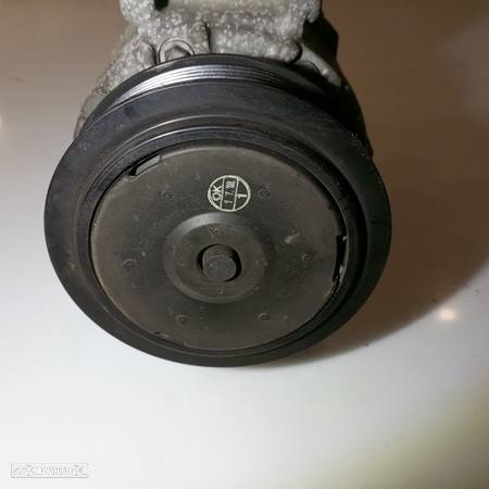 Compressor De Ar Condicionado Volkswagen Passat Variant (3C5) - 4