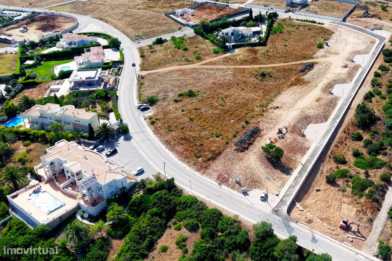 Lote de Sonho na Reserva da Luz-9