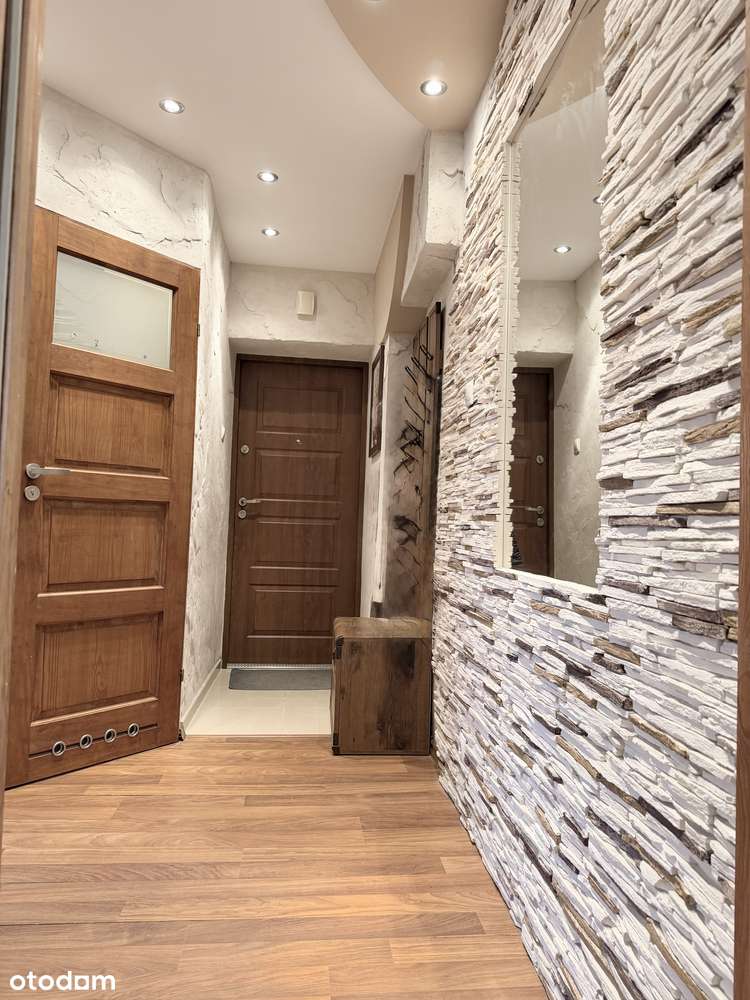 Przestronne 2 pokoje, blok cegła, loggia! ul. Aleksandrowska-11